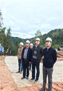 三江縣副縣長(zhǎng)雷道理率隊(duì)到易地扶貧搬遷項(xiàng)目視察