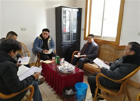 周善學參加指導(dǎo)三公司領(lǐng)導(dǎo)班子民主生活會