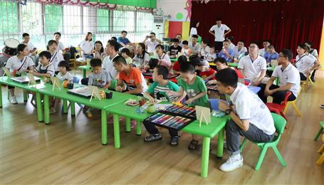 冶建青年走進(jìn)兒童福利院，帶去愛(ài)的“綠動(dòng)”